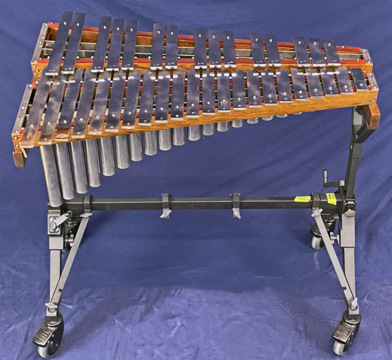 Deagan song bells model 102, 3-octaves (C4-C7)